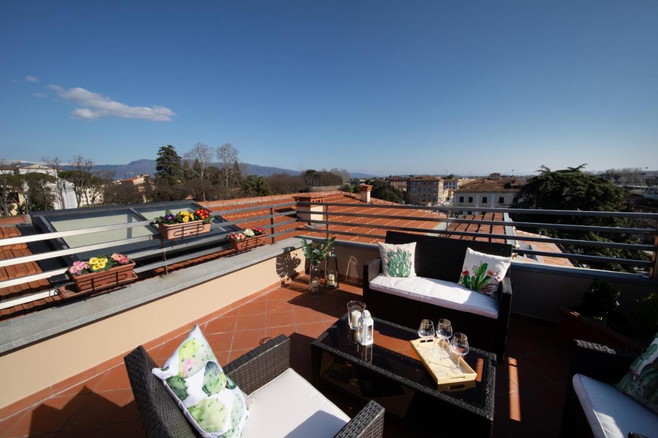 Rooftop Delight With Terrace Lucca Exterior photo