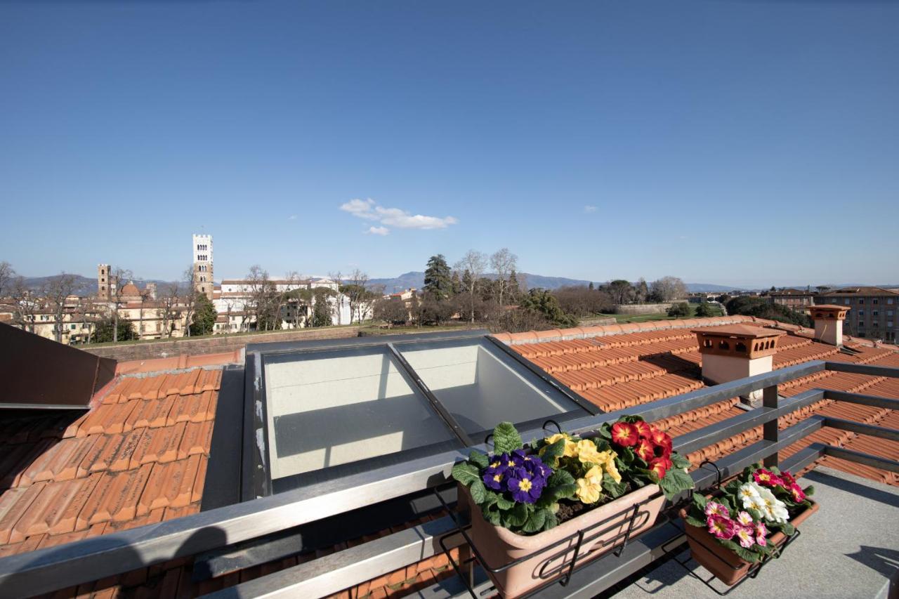 Rooftop Delight With Terrace Lucca Exterior photo