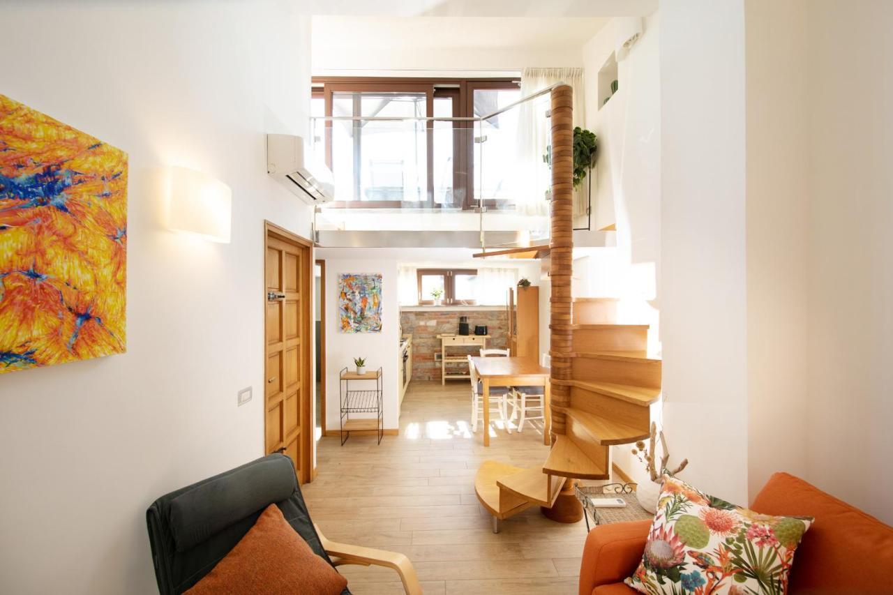 Rooftop Delight With Terrace Lucca Exterior photo