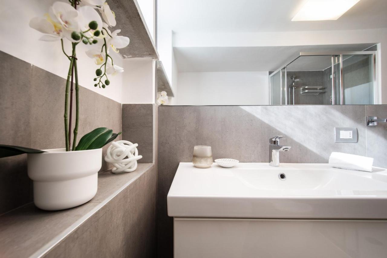 Rooftop Delight With Terrace Lucca Exterior photo